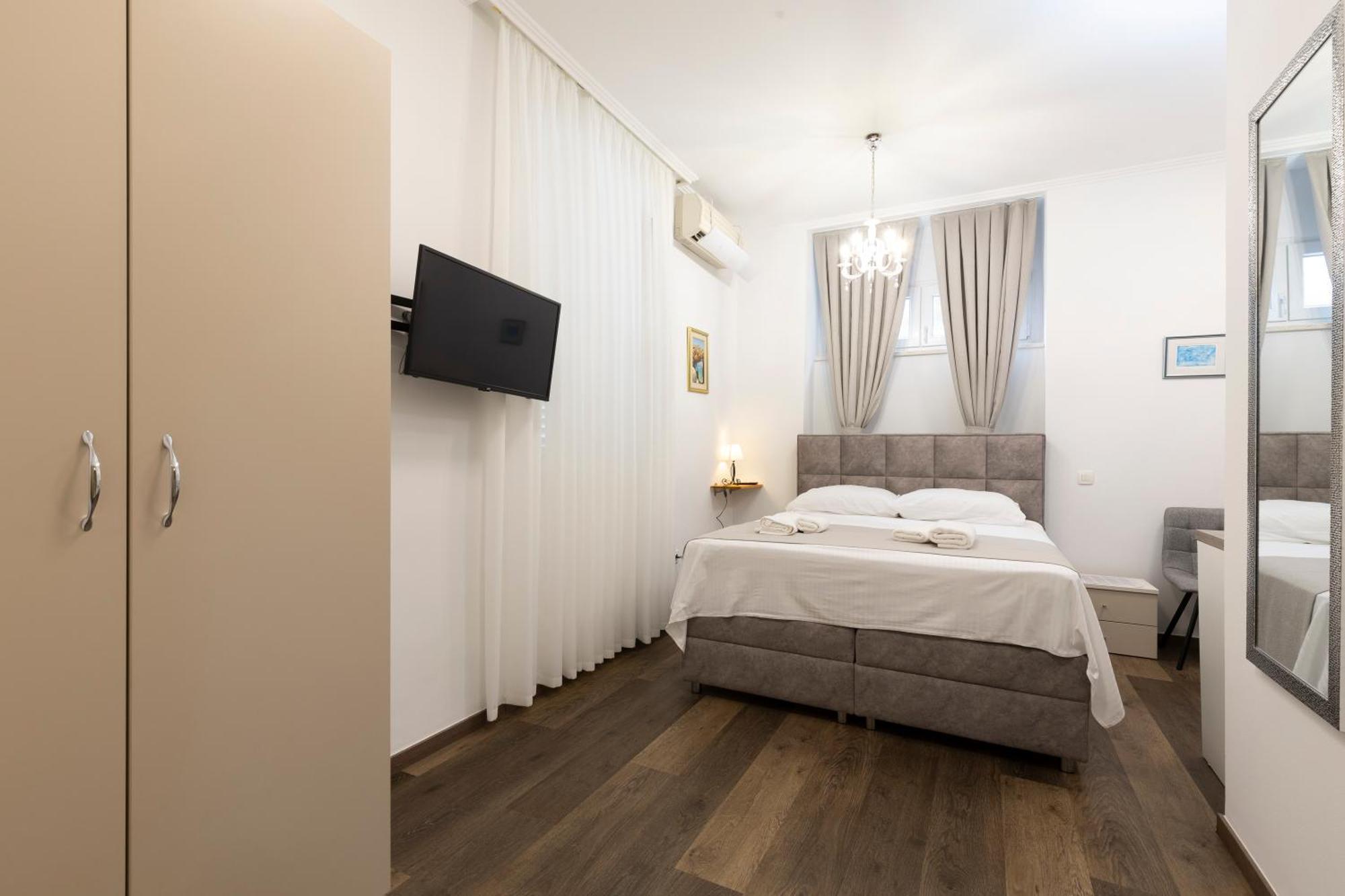 Pensjonat Varos 3*